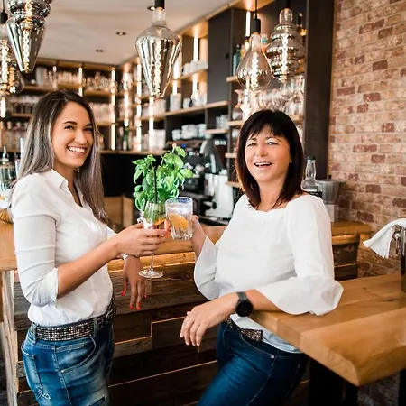 Wallner - Hotel & Wirt Otel 3*