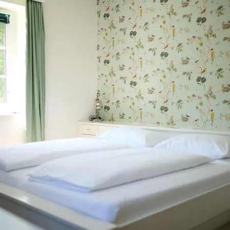 Wallner - Hotel & Wirt Otel