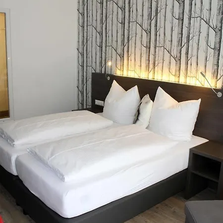 Wallner - Hotel & Wirt Otel